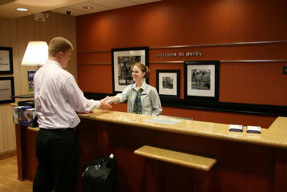 Hampton Inn Derby-Wichita Southeast Dalaman gambar