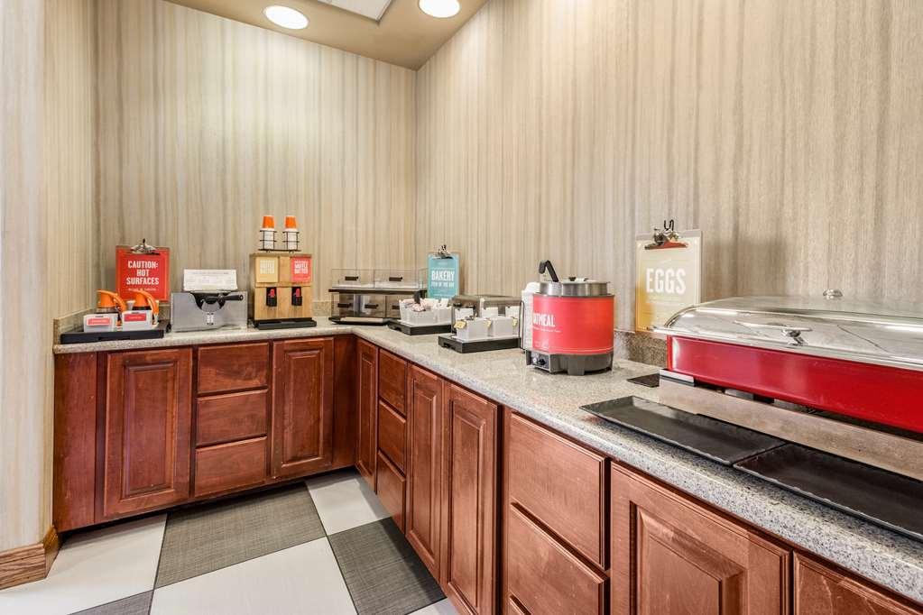 Hampton Inn Derby-Wichita Southeast Restoran gambar